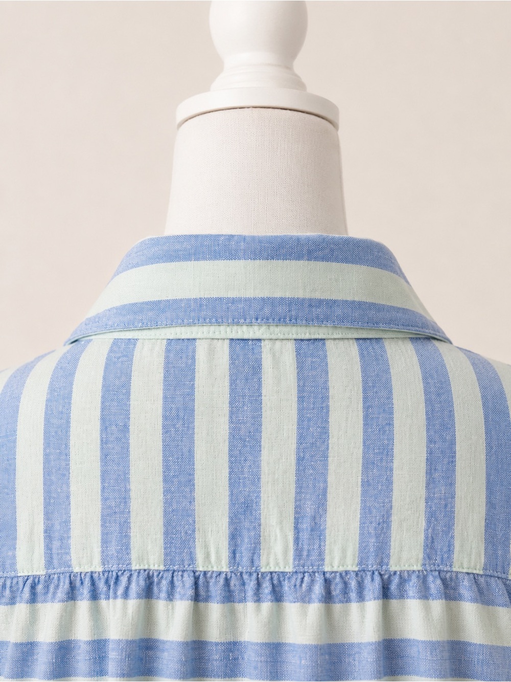 Vineyard Vines Linen/Cotton Blend Blue/Green Striped Popover Shirt Women’s XS - Picture 4 of 5